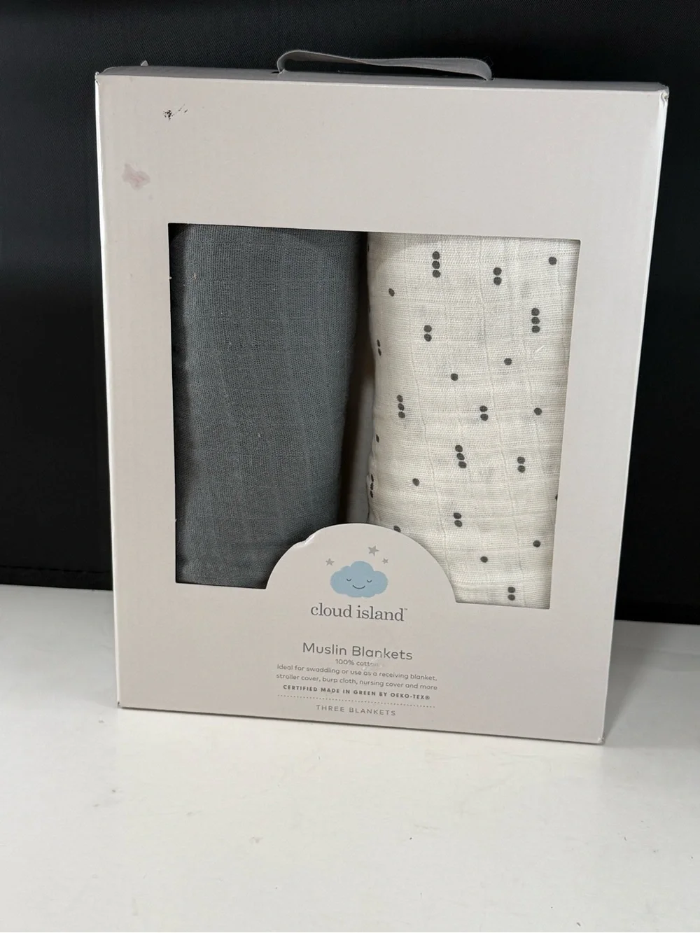 cloud island Waffle 3 Hooded Baby Towels & 2 muslin swaddling blankets NEW